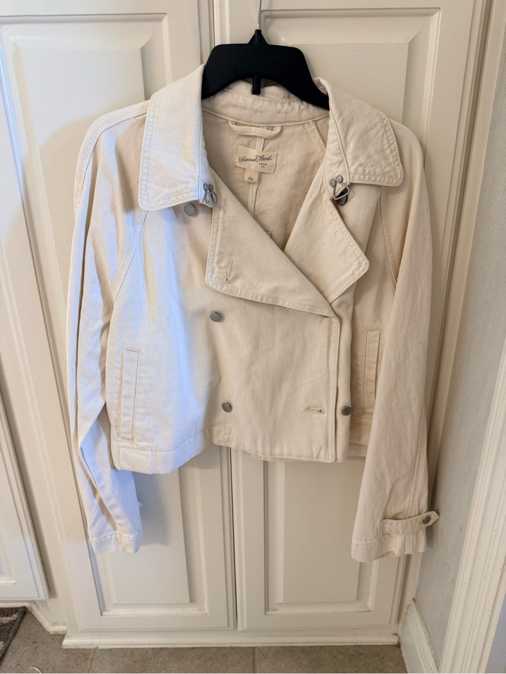 Universal Thread Cream Cropped Jean Jacket